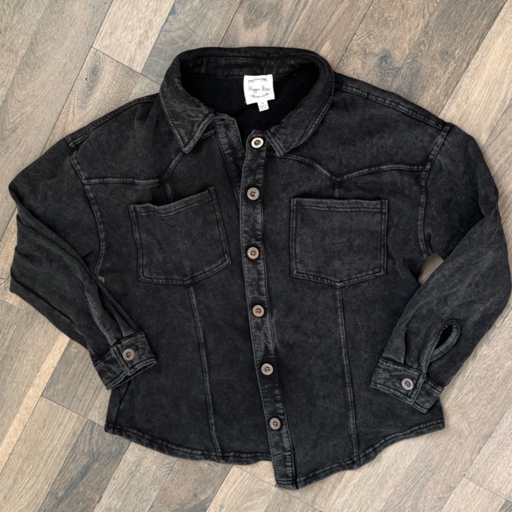 Like New HIPPIE ROSE Charcoal Button-Up Shacket